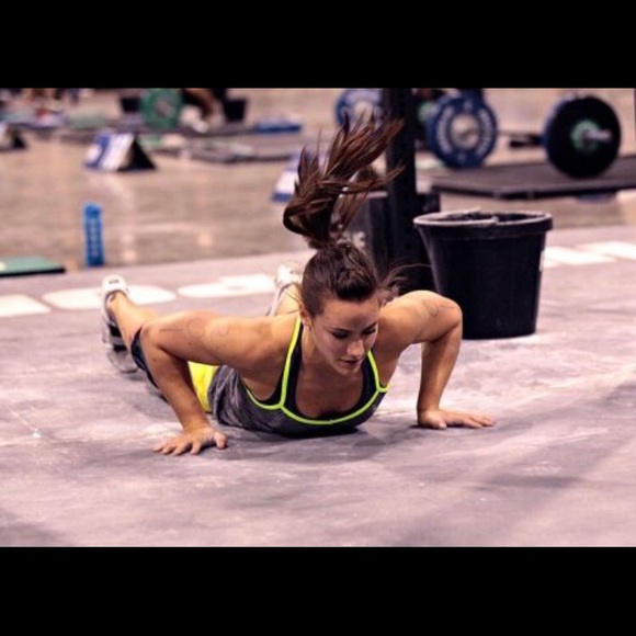 CLB Via Prive Tank - Picture 5 of 5